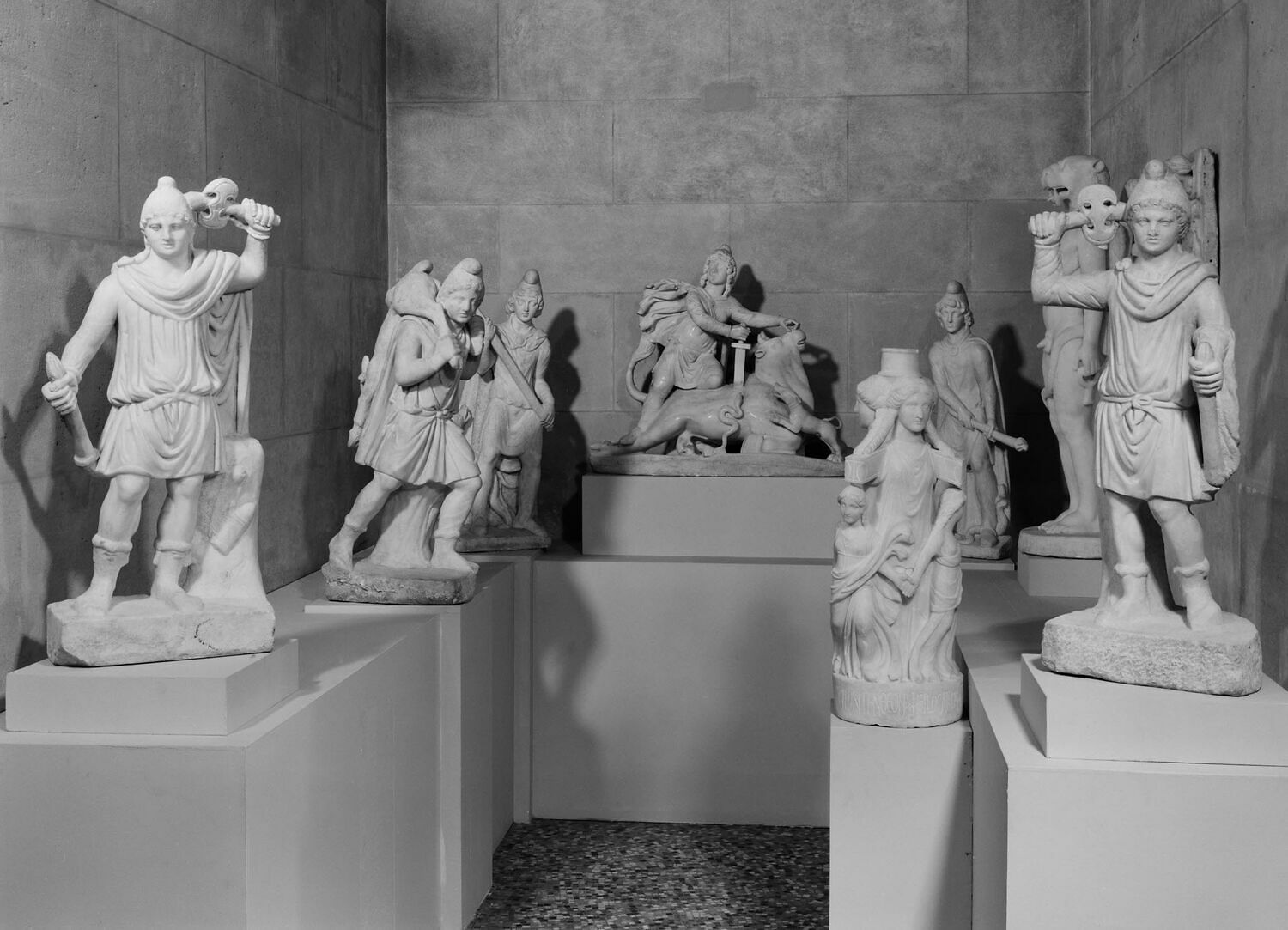 Sculptures from Sidon at Musée du Louvre