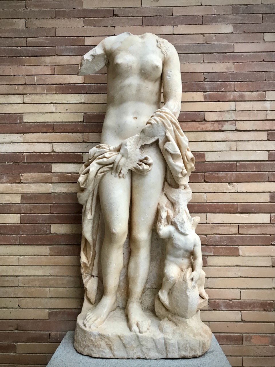 Venus pudica of Mérida