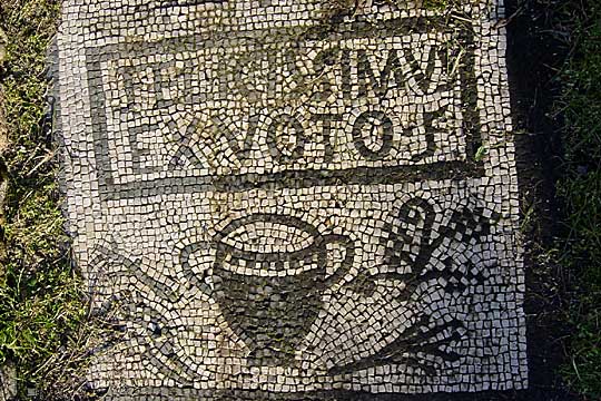 Last step of the mosaic on the floor of the Mitreo Felicissimus