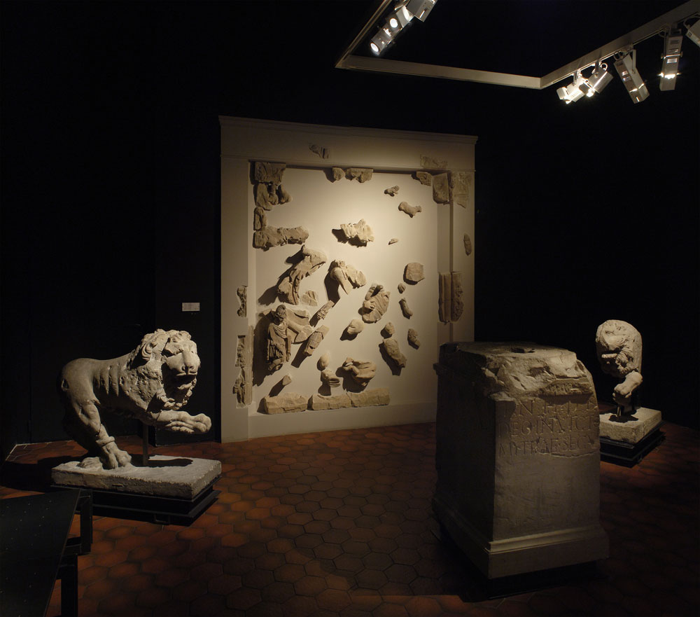 Mithraeum, époque romaine, Musée Archéologique / Musées de Strasbourg / 